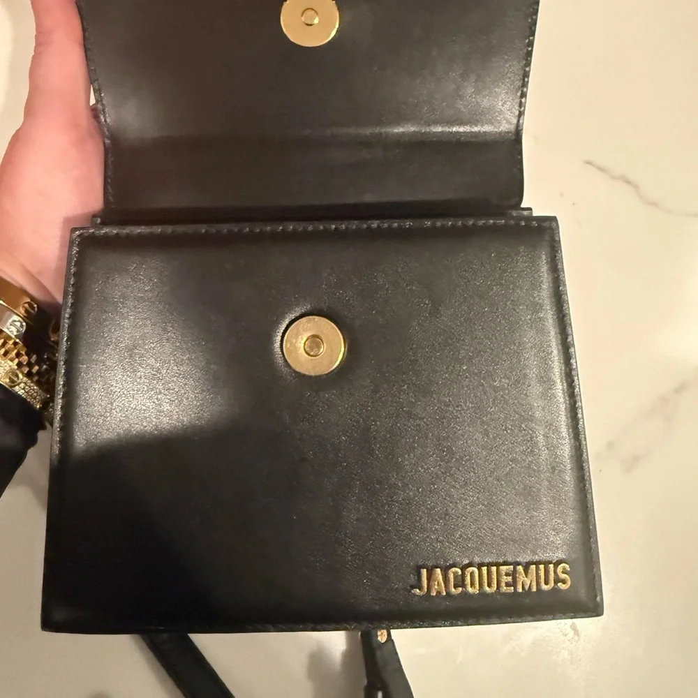 Jacquemus The Medium Chiquito bag - Picture 15 of 16